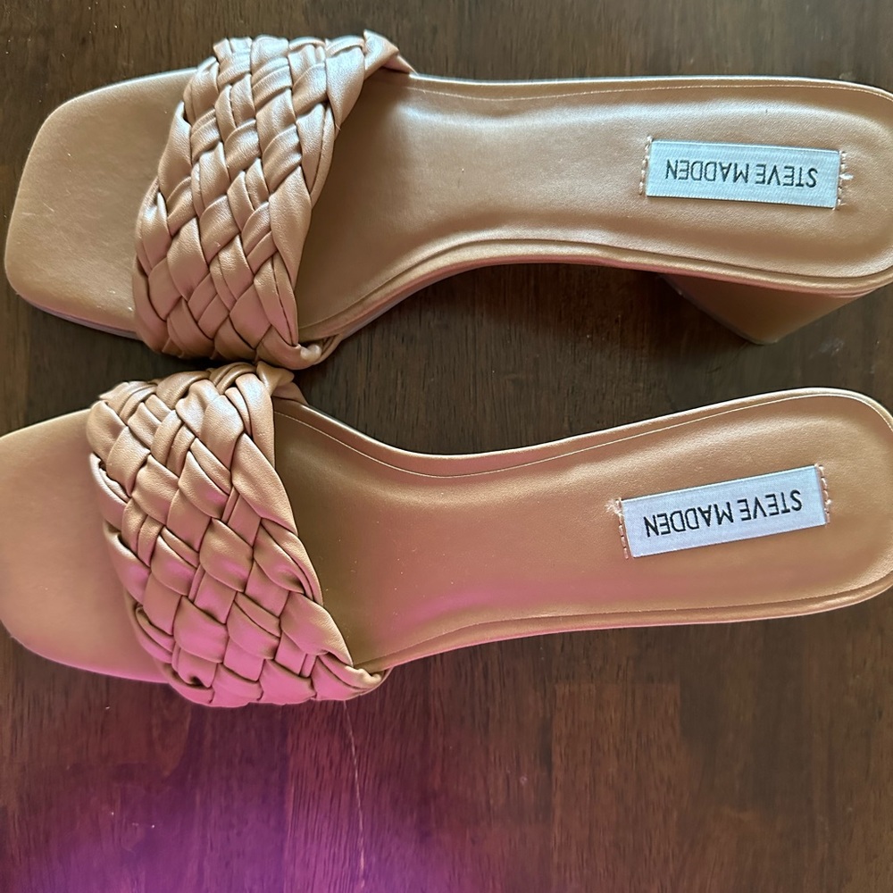 Steve Madden Sandals 9.5